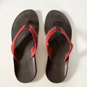 Woman’s Chaco flip flop sandals